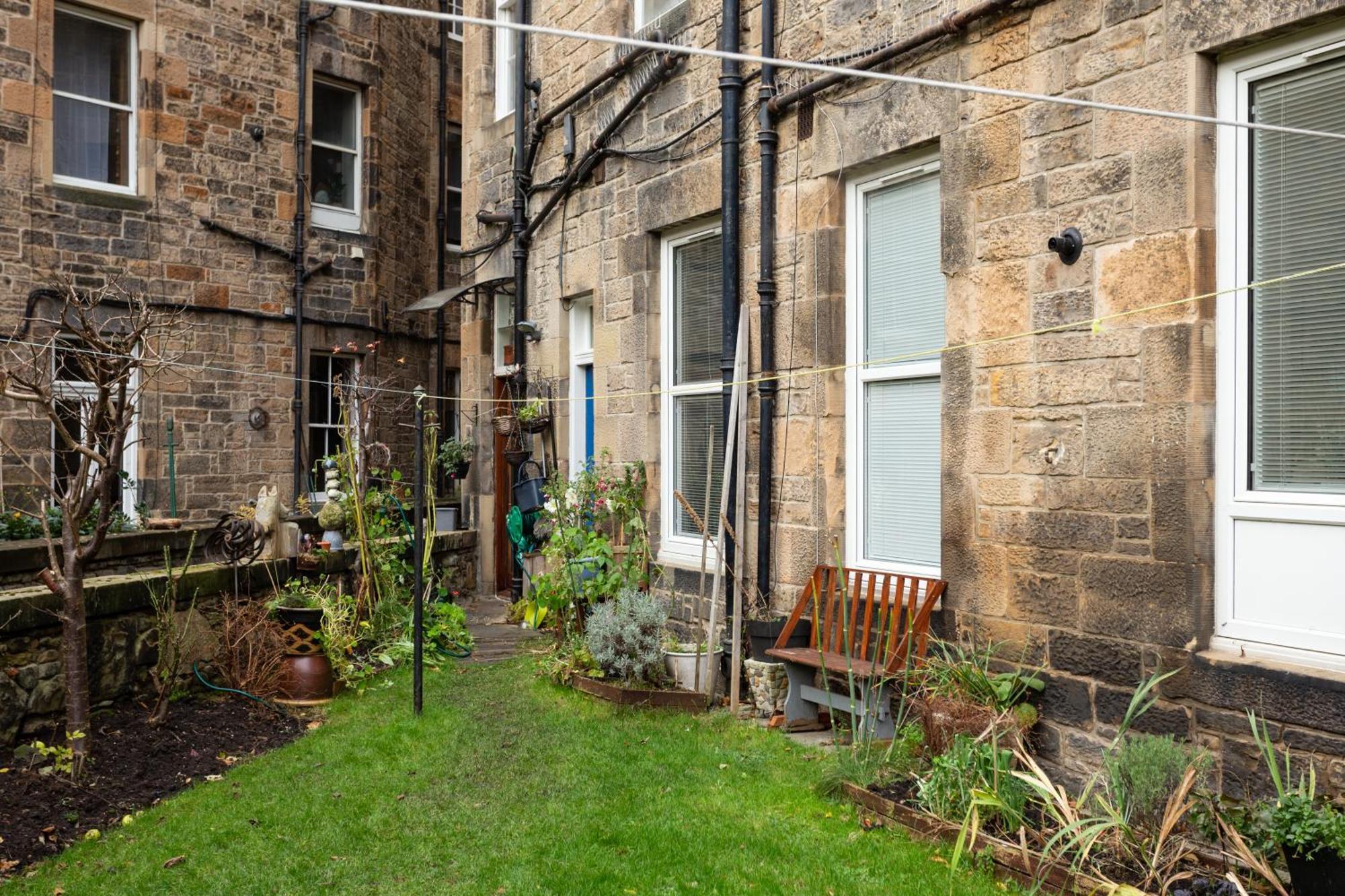 Spacious 2 Bedroom House Near The Meadows Apartment Edinburgh